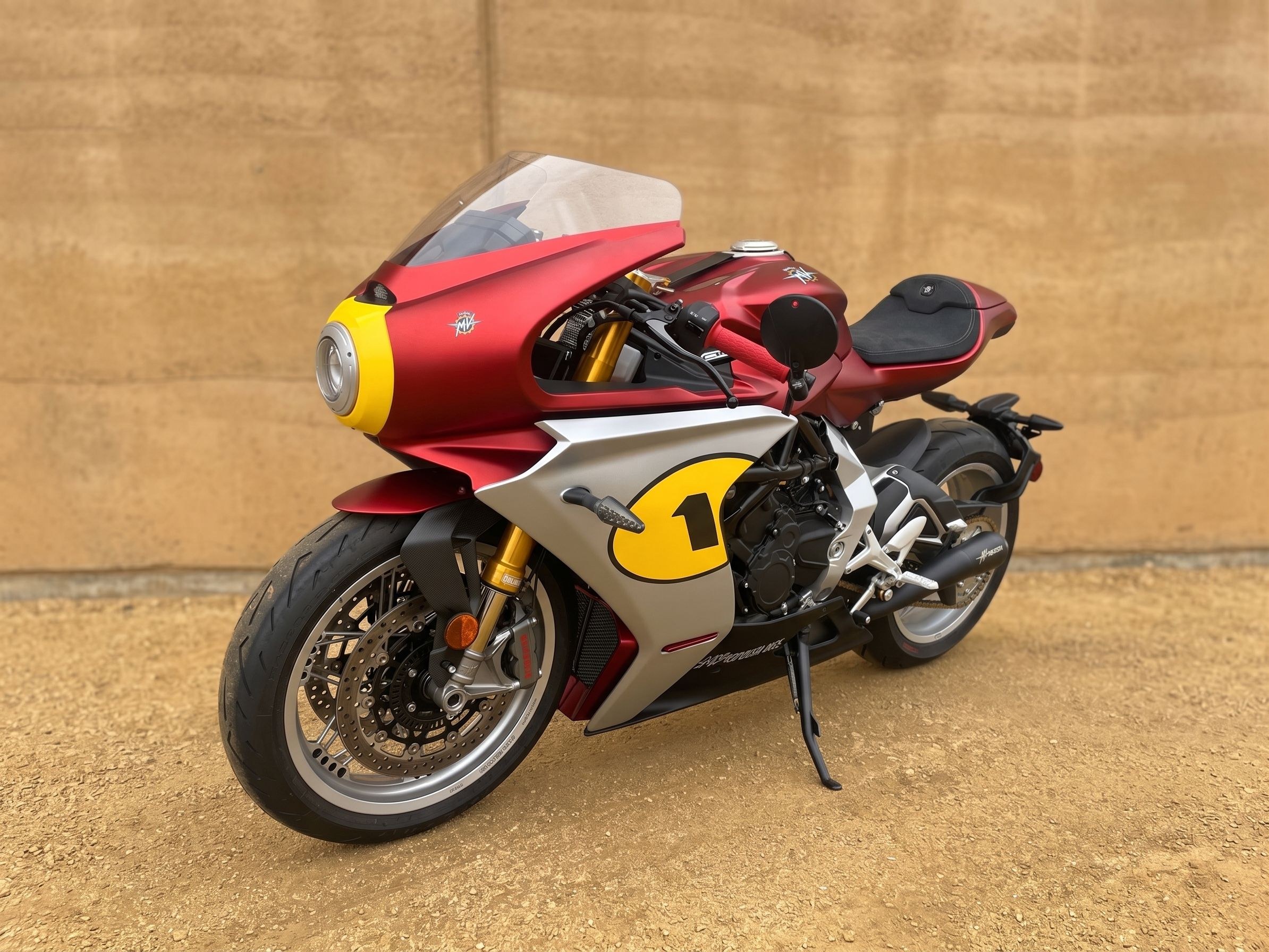 2022 MV Agusta Superveloce — second view